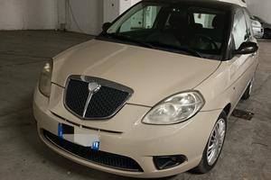 Lancia Y Ypsilon MODAMILANO