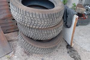 Pneumatici 205 60 16