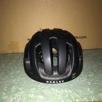 Casco Oakley ARO 3 Mips nero