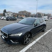 VOLVO V60 D4 Inscription Geartronic