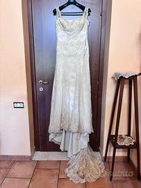 Elegante abito da sposa