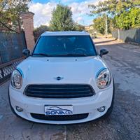 Mini Cooper D Countryman 1.6 adatto neopatentati