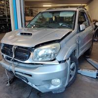 Ricambi TOYOTA RAV 4 4X4 2000cc diesel del 2004
