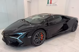 Lamborghini Revuelto Carbon