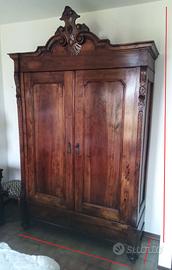 Armadio dell'800 in noce massello