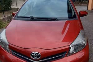 Toyota Yaris 1.3 benzina