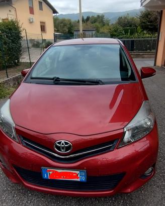 Toyota Yaris 1.3 benzina