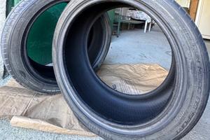 Gomme Momo 225/40 ZR18