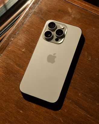 iPhone 15 Pro 128GB - PARI AL NUOVO - Impeccabile
