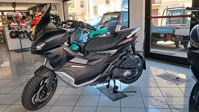 Aprilia SR GT 200 - 2025