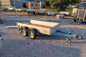 Carrello rimorchio auto doppio asse con rampe