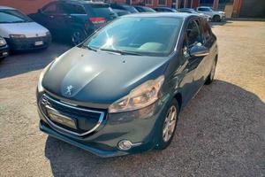 Peugeot 208 1.2 VTi 82 cv
