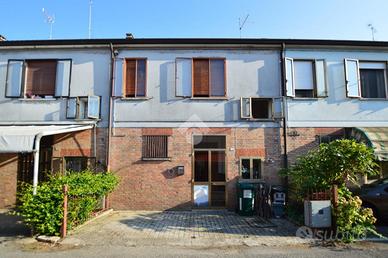 VILLA A SCHIERA A SAN DONÀ DI PIAVE
