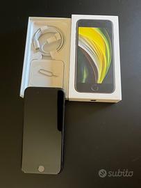 iPhone SE nero 64GB