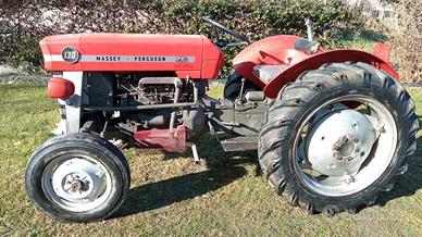 Trattore agricolo Massey Ferguson MF130