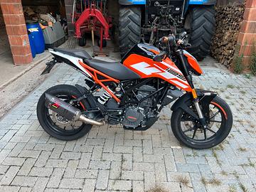 Ktm duke 125
