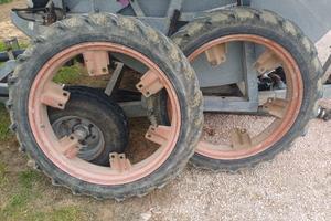 Ruote stretta trattore 