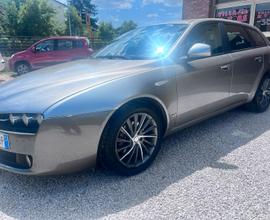 Alfa Romeo 159 1.9 JTDm Sportwagon
