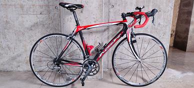 Bici da corsa NSR in carbonio cambio Ultegra