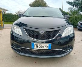 Lancia Ypsilon 1.2 69 CV 5 porte Silver