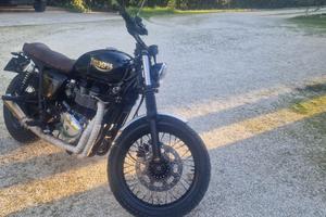 TRIUMPH BONNEVILLE CUSTOM SCRAMBLER/CAFÈ RACER