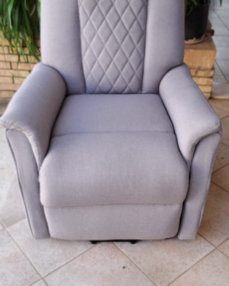 Poltrona relax reclinabile per anziani
