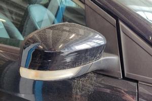 Specchio destro FORD FOCUS del 2008