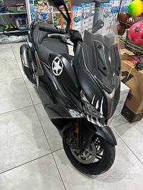 kymko 400