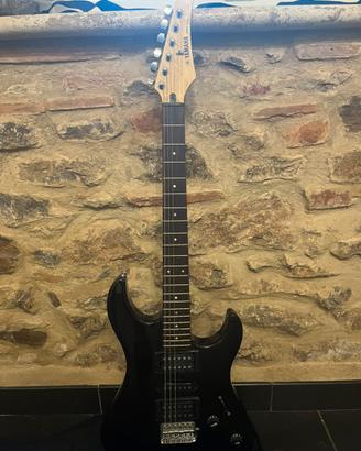 Chitarra Elettrica Yamaha Erg 121c