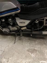 Kawasaki Z 750 d’epoca del 1982 con documenti