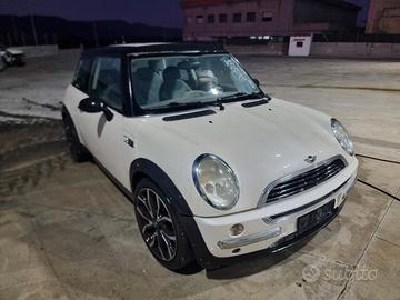mini cooper 1.6 benzina (RICAMBI)