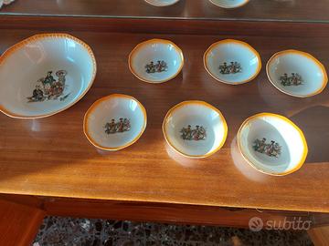 Servizio per spaghetti con decorazioni orientali