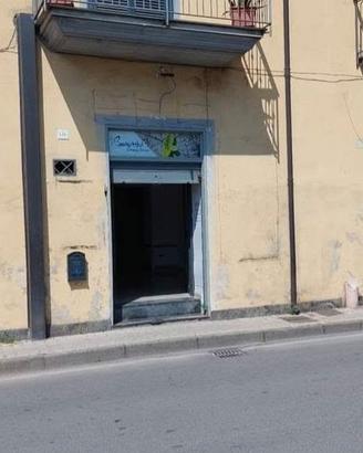 LOCALE COMMERCIALE DI 35 MQ* Via ARCORA