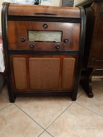 mobile giradischi  radio 