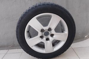 un CERCHIO da 16 più gomma per Audi A4 205 5 r16