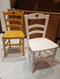 sedie in legno colorate