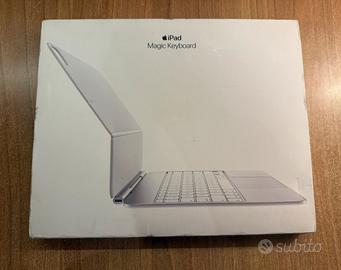 NUOVA Magic Keyboard iPad pro 13”