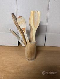 Utensili legno con contenitore usati