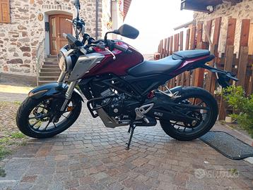 Honda CB125R 2019