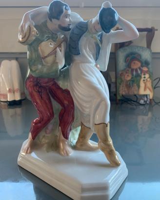 HEREND – Musician Friends Drinking Dancing (#5512)