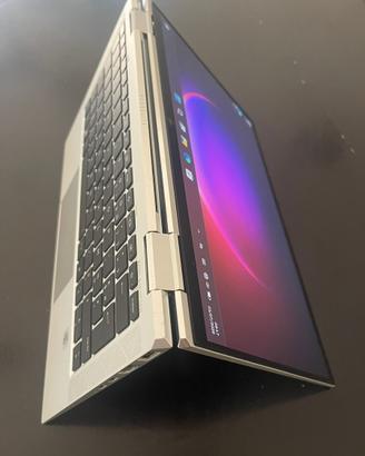 HP EliteBook intel core i7-10810U 16GB 256 SSD