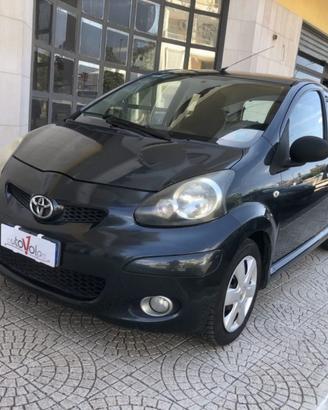 TOYOTA Aygo 1.0i 12V 5 porte