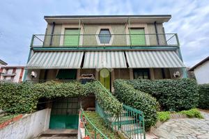 VILLA SINGOLA A PESSANO CON BORNAGO