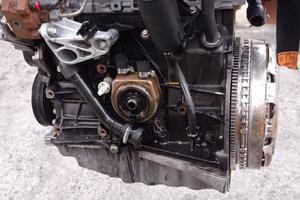 MOTORE RENAULT MEGANE SCENIC 1,9 DCI 130CV CODICE 