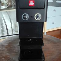 Macchinetta del caffè illy