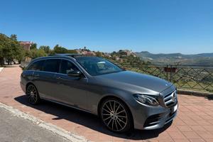 MERCEDES Classe E 2.2 Premium