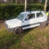 FIAT PANDA 4X4 TREKKING 