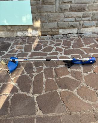 Decespugliatore 1200W Hyundai 35718 con te