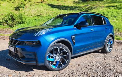 Lynk & co 01 - PHEV - GANCIO TRAINO 