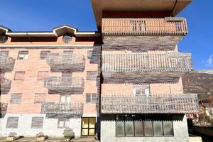 3 LOCALI A BUSSOLENO